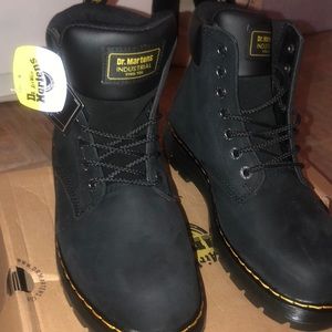 ‼️‼️BRAND NEW BLACK DR.MARTENS❗FREE SHIPPING❗❗